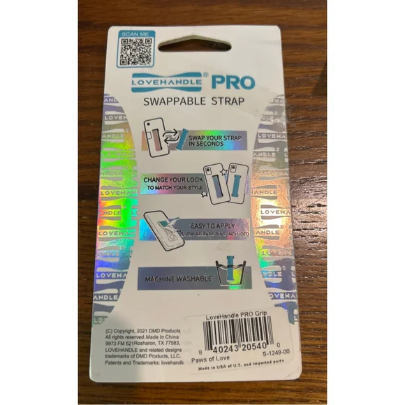 Women's LoveHandle Red & Black Swappable Phone Straps One Size - Picture 4 of 4